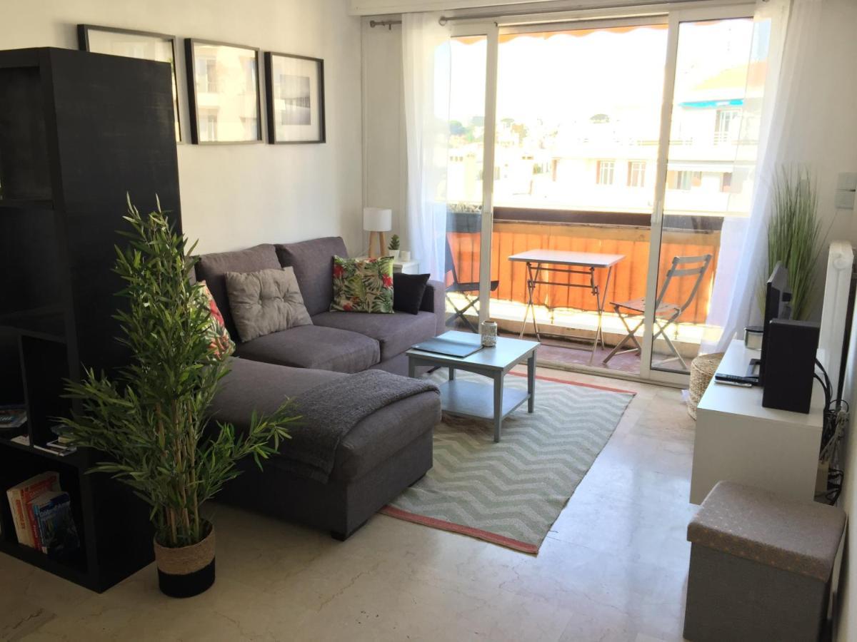 Chez Marie & Julien, 2 Pieces 44M2 Apartment อองทีบส์ ภายนอก รูปภาพ