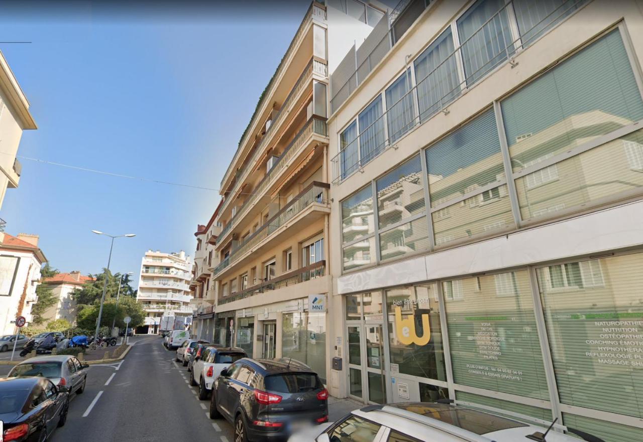 Chez Marie & Julien, 2 Pieces 44M2 Apartment อองทีบส์ ภายนอก รูปภาพ