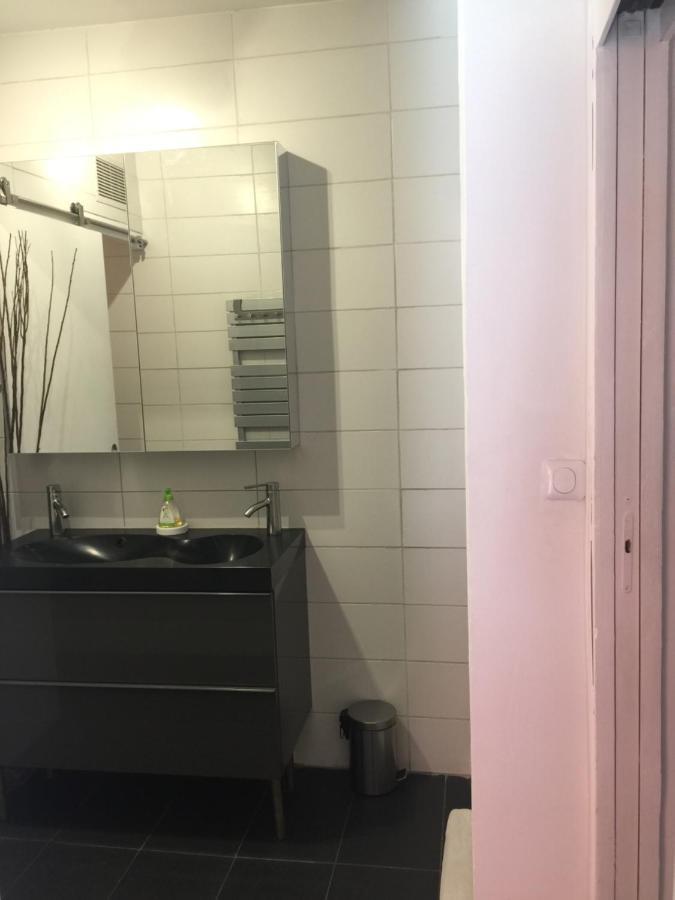 Chez Marie & Julien, 2 Pieces 44M2 Apartment อองทีบส์ ภายนอก รูปภาพ
